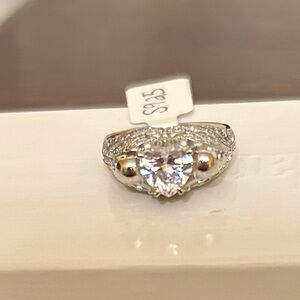 Size 7.25 Elegant Diamond CZ Heart Ring Set in Sterling Silver Plate S925 NWOT